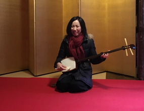 野村 美香