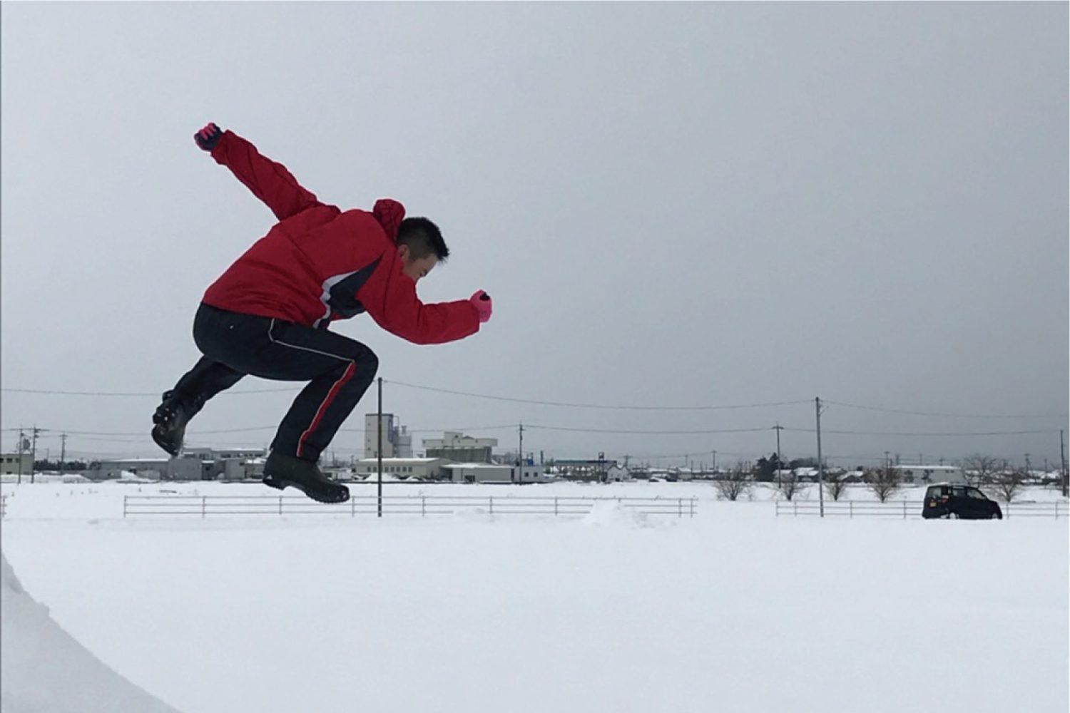 弁当忘れても、”除雪道具”忘れるな